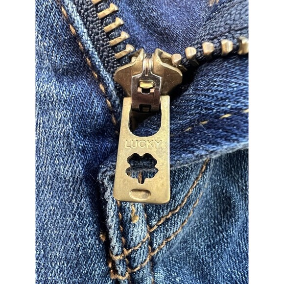 Lucky Brand Jeans Mens 32x30 Blue 223 Straight Fit Stretch Medium Wash Denim - Picture 6 of 13